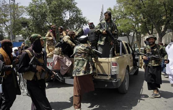 タリバン、米軍協力者ら捜索　「恩赦」と乖離…ジャーナリスト親族殺害も